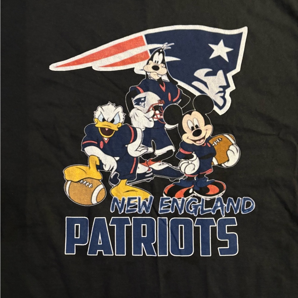 New England Patriots Mickey Mouse and Friends Tee
